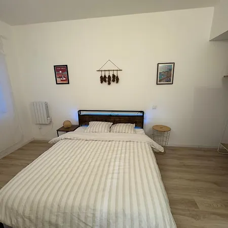 Comme A La Maison דירה