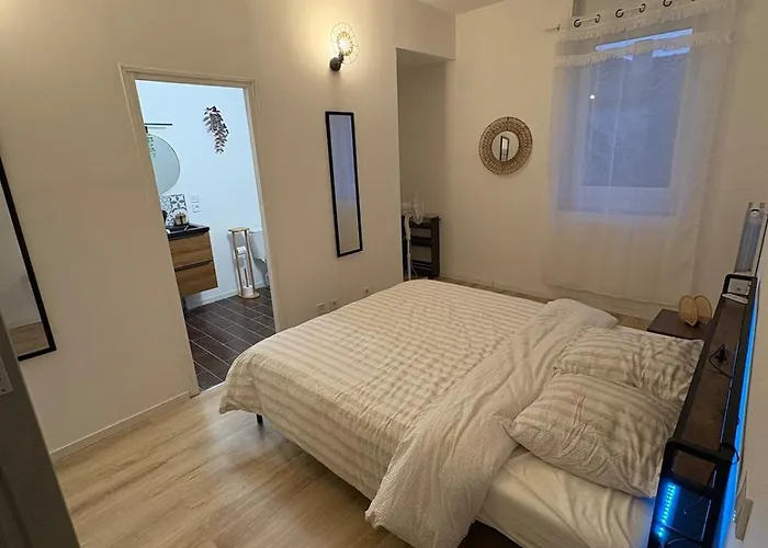 Апартаменты Comme A La Maison *